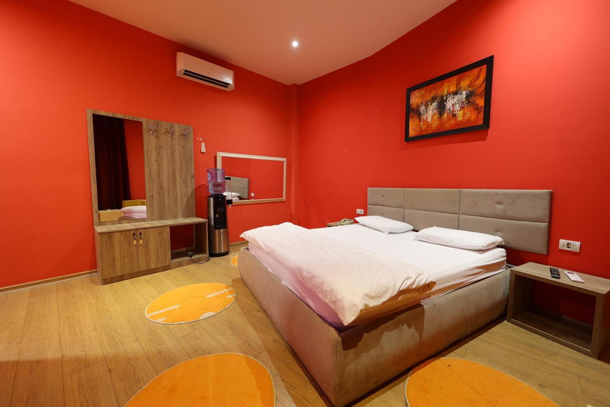 Hotel Gjuta Farke e Madhe Екстериор снимка